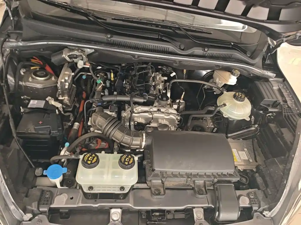 Wuling Hongguang EV — миниатюра 20