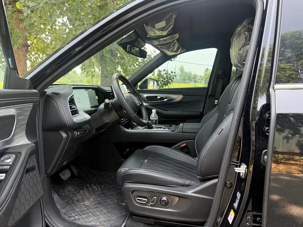 GAC GS8 2025 2.0TGDI Luxury 5 мест