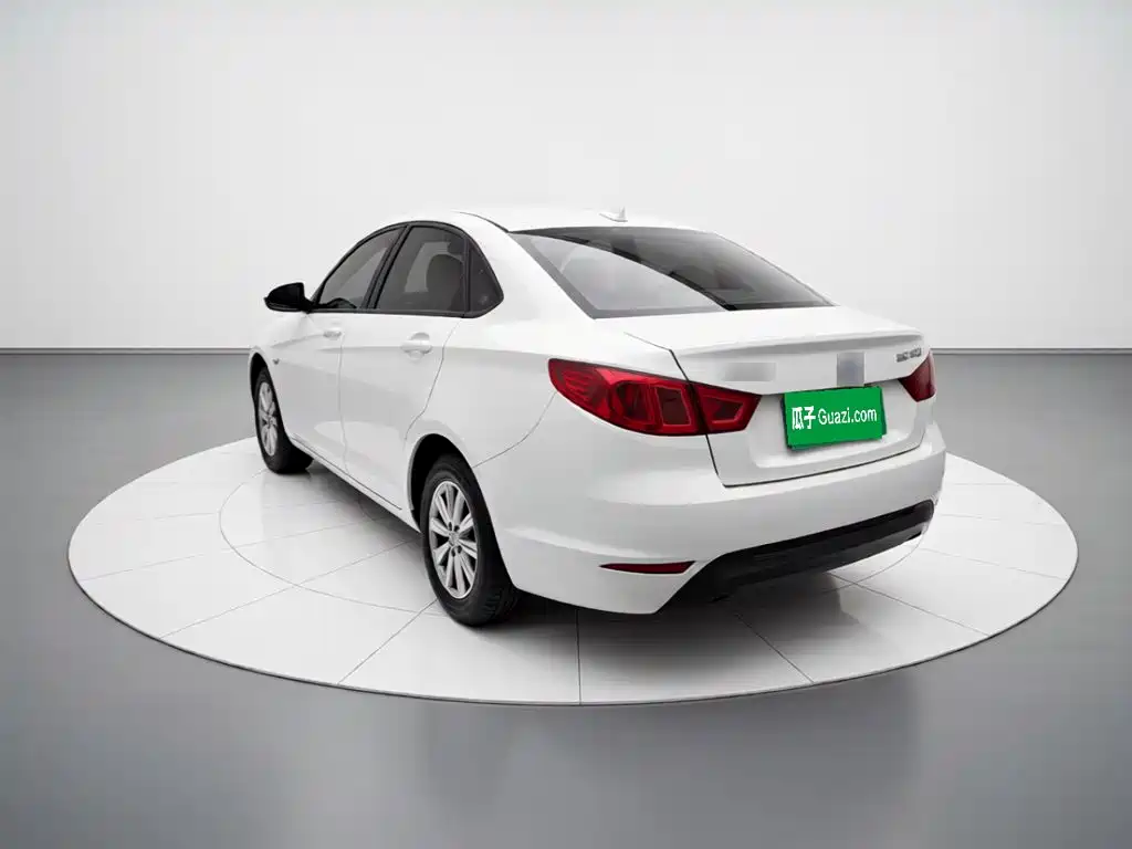 BAIC Senova D50 — миниатюра 4