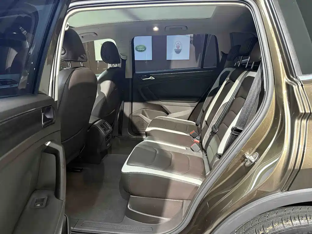 Volkswagen Tiguan L — миниатюра 13