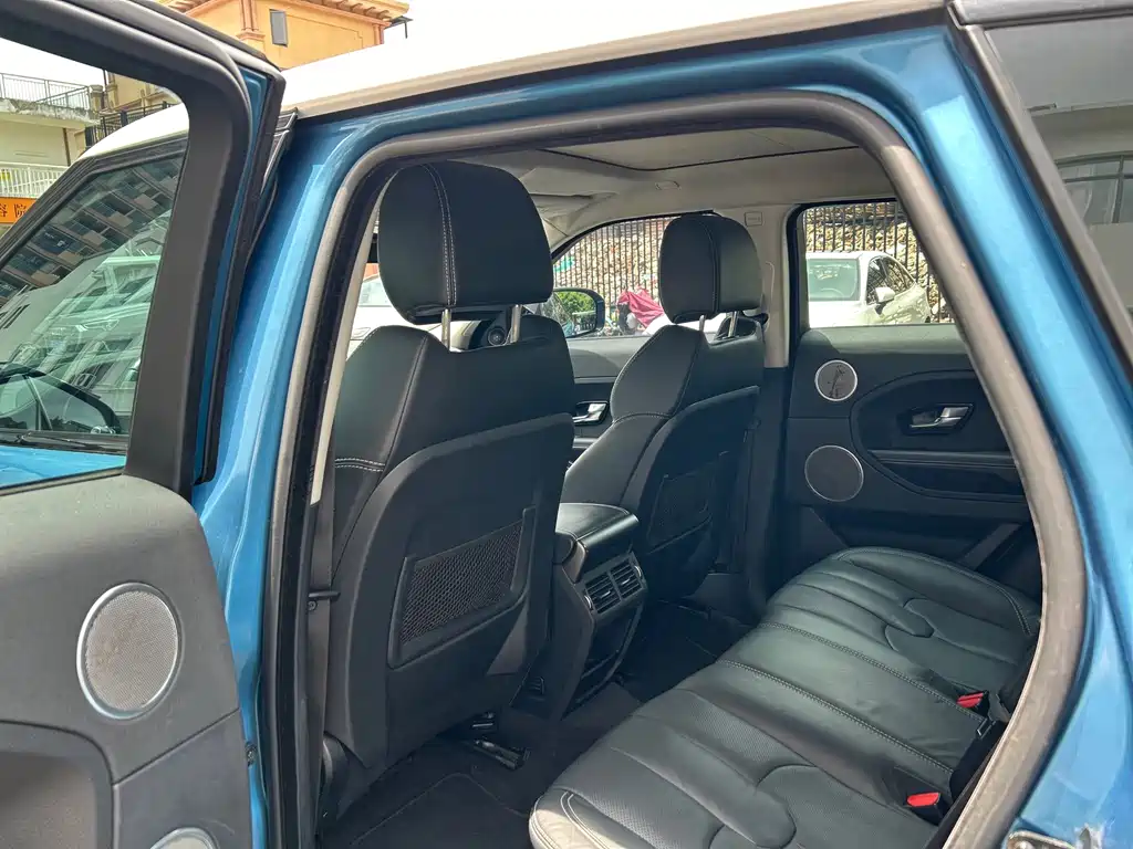 Land Rover Evoque (Import) — миниатюра 16
