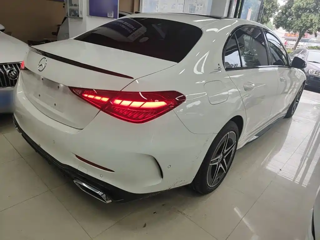 Mercedes-Benz C-Class — миниатюра 7