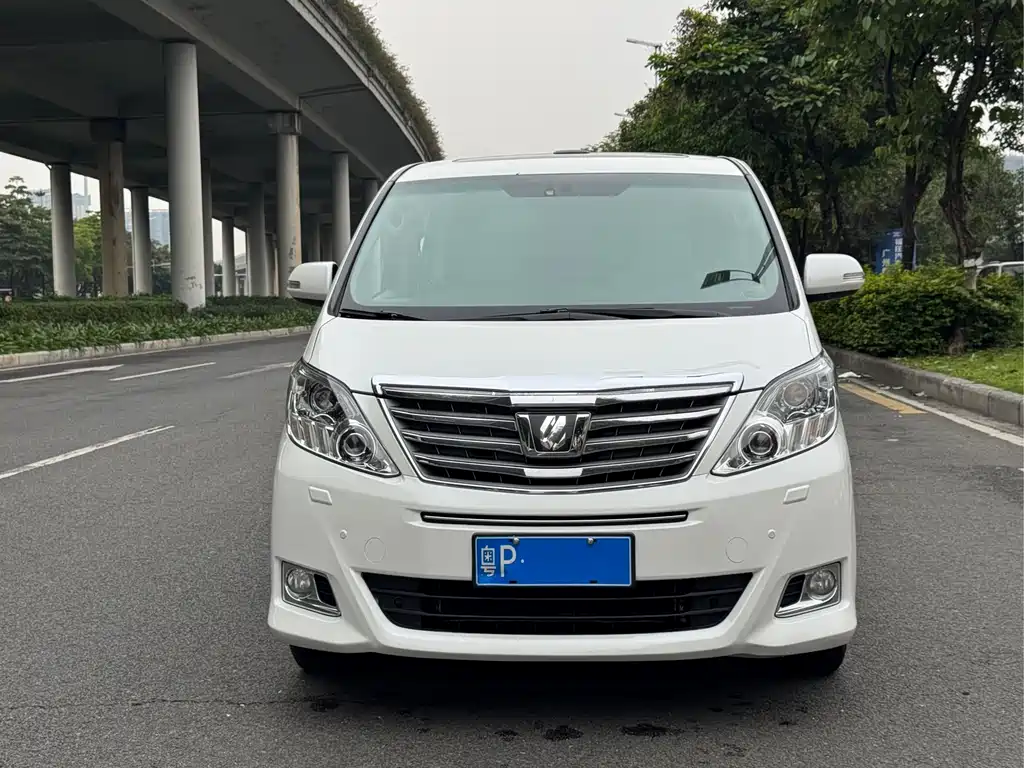 Toyota Alphard 2012 3.5L Luxury