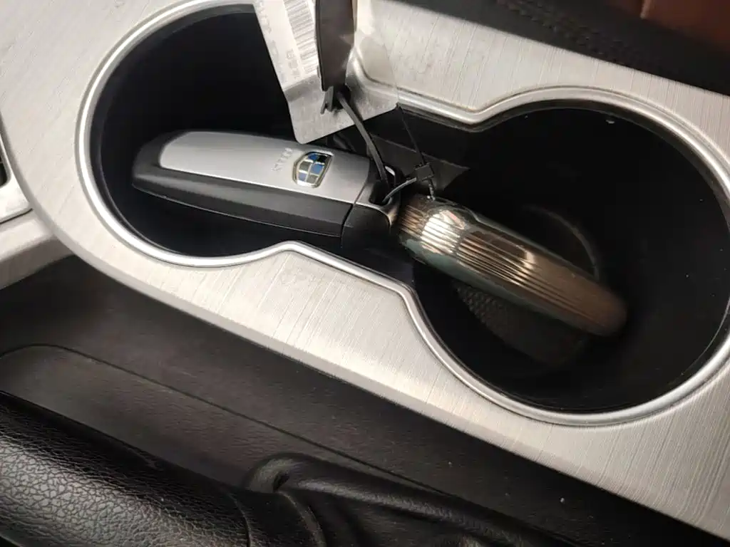 Geely Vision — миниатюра 9