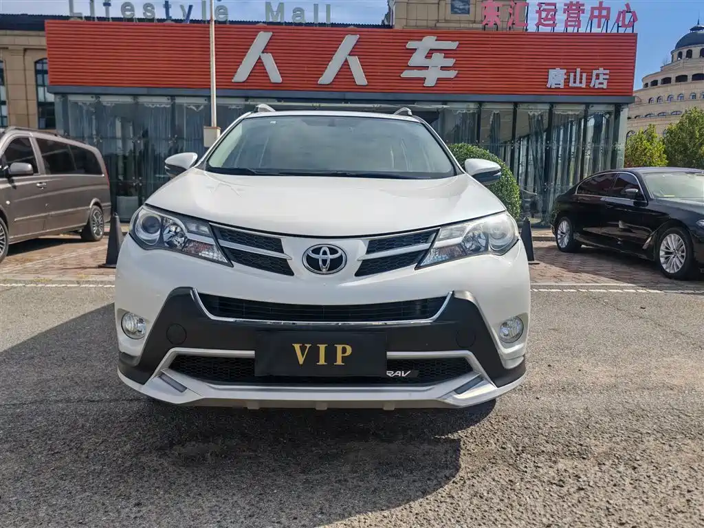 Toyota RAV4 — миниатюра 2
