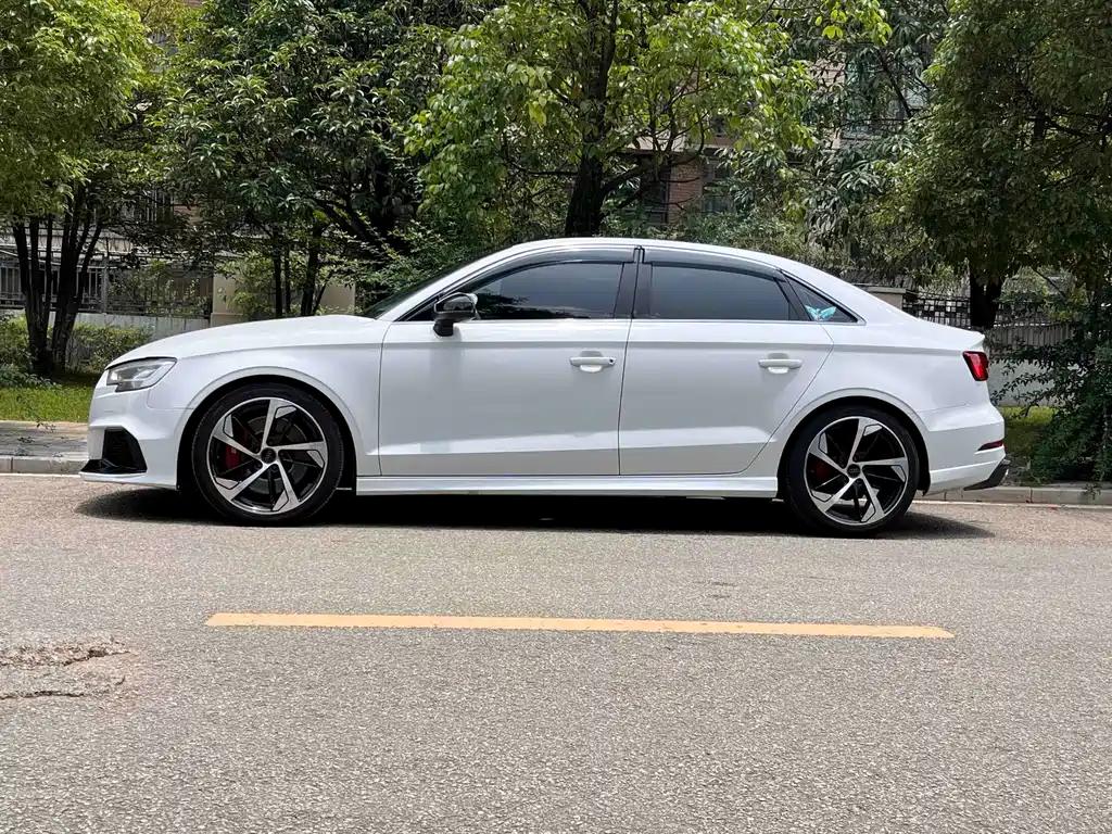 Audi A3 — миниатюра 4