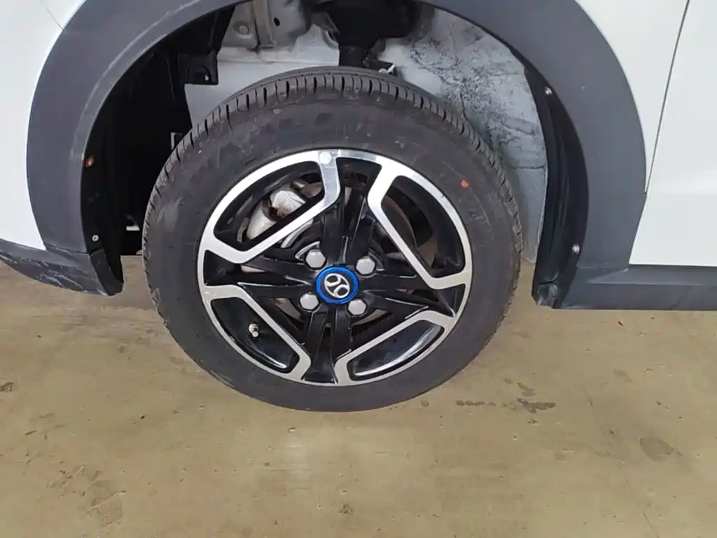 BAIC New Energy EC3 — миниатюра 23