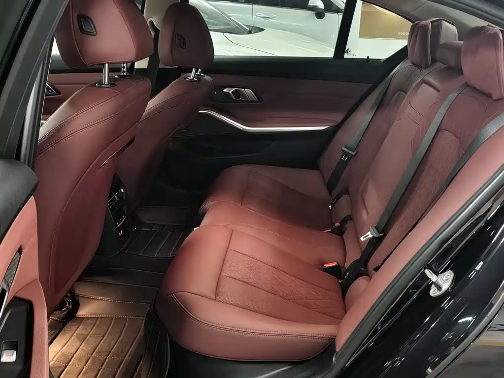 BMW 3 Series 3 2023 325i M Sport