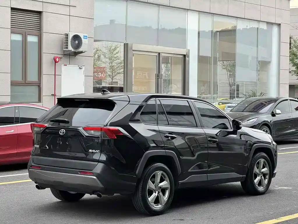 TOYOTA RAV4 RONGFANG