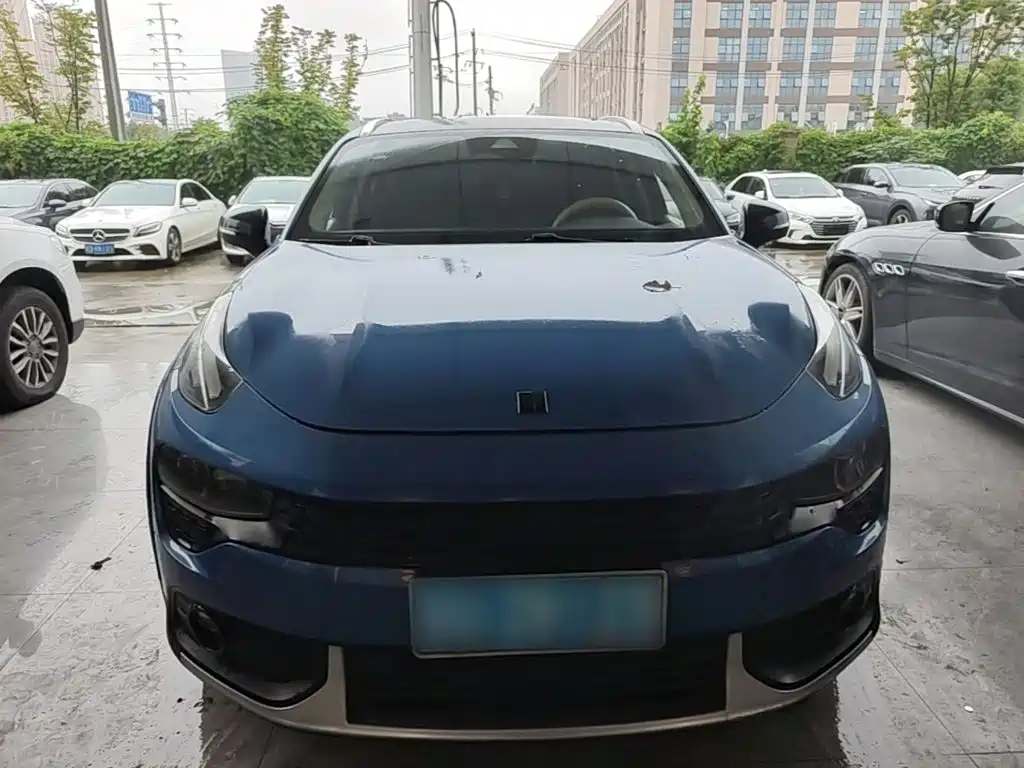 Lynk & Co 02 — миниатюра 3