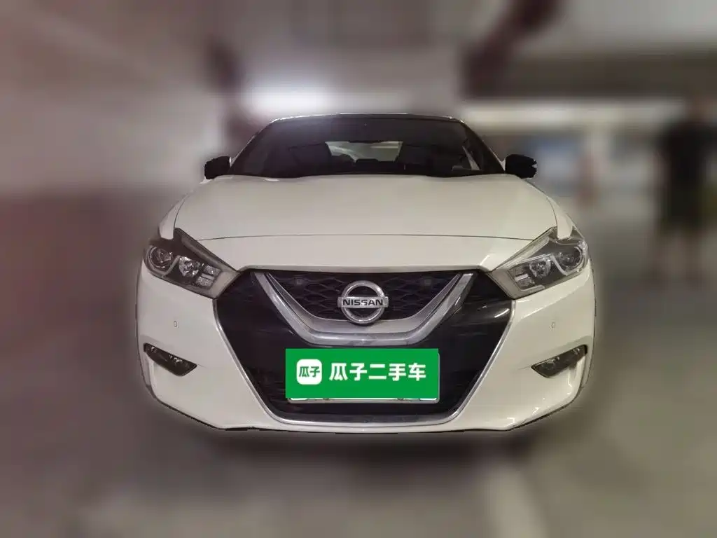 Nissan Cima — миниатюра 23