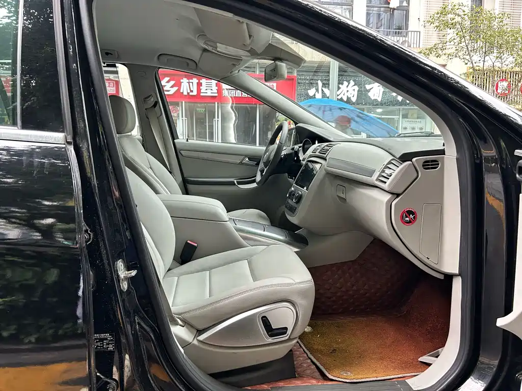 Mercedes-Benz R-Class — миниатюра 7