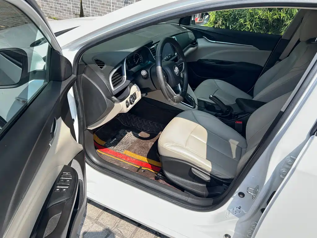 Buick Excelle — миниатюра 26