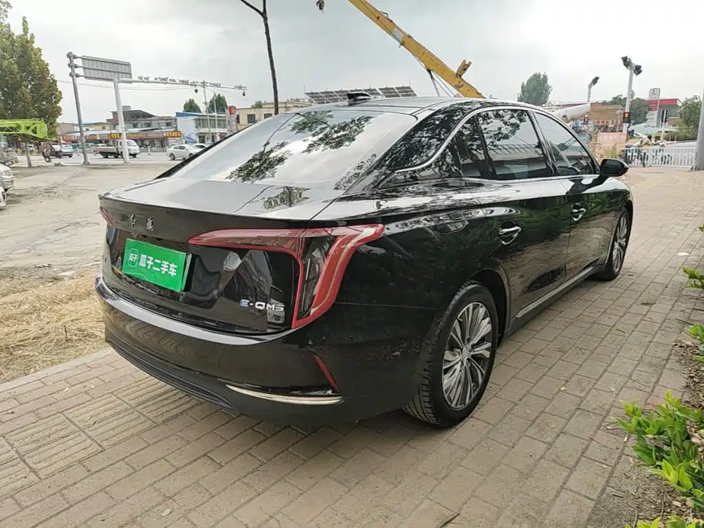 Hongqi Hongqi E-QM5 — миниатюра 7