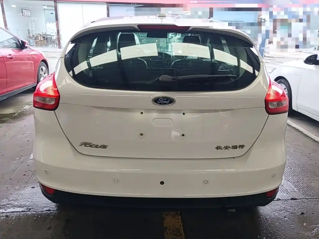 Ford Focus — миниатюра 6