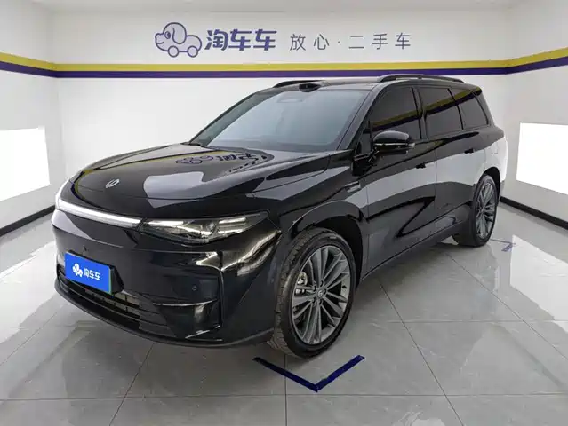 2025 Leapmotor C16