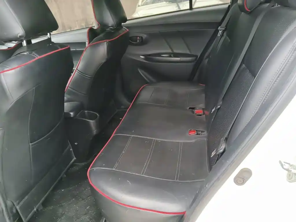 Toyota Yaris L — миниатюра 17