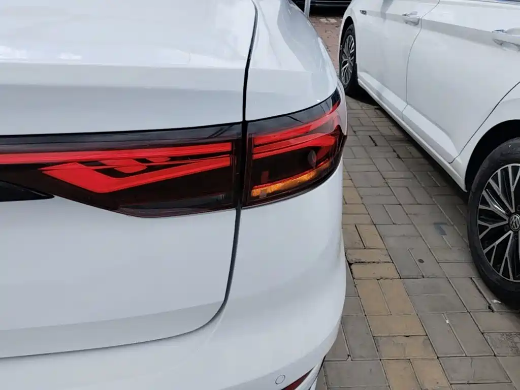 Geely Emgrand — миниатюра 8