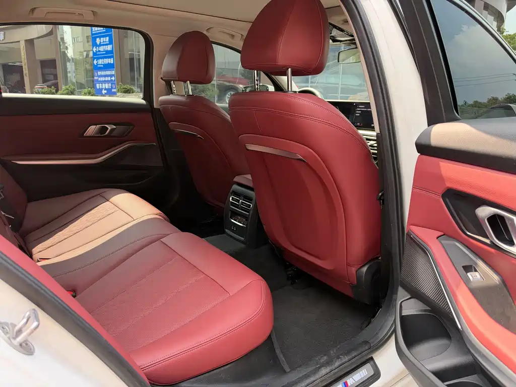 BMW 3 Series — миниатюра 12