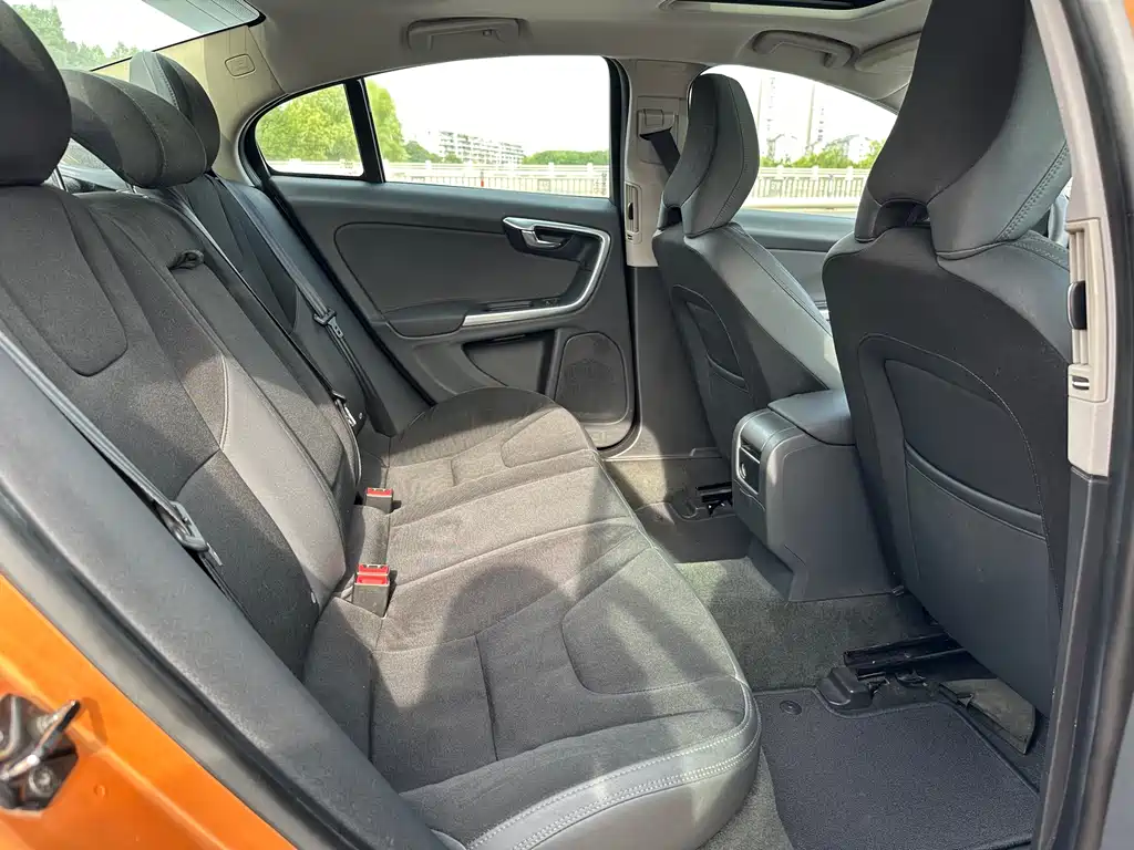 Volvo S60 2012 1.6T DRIVe