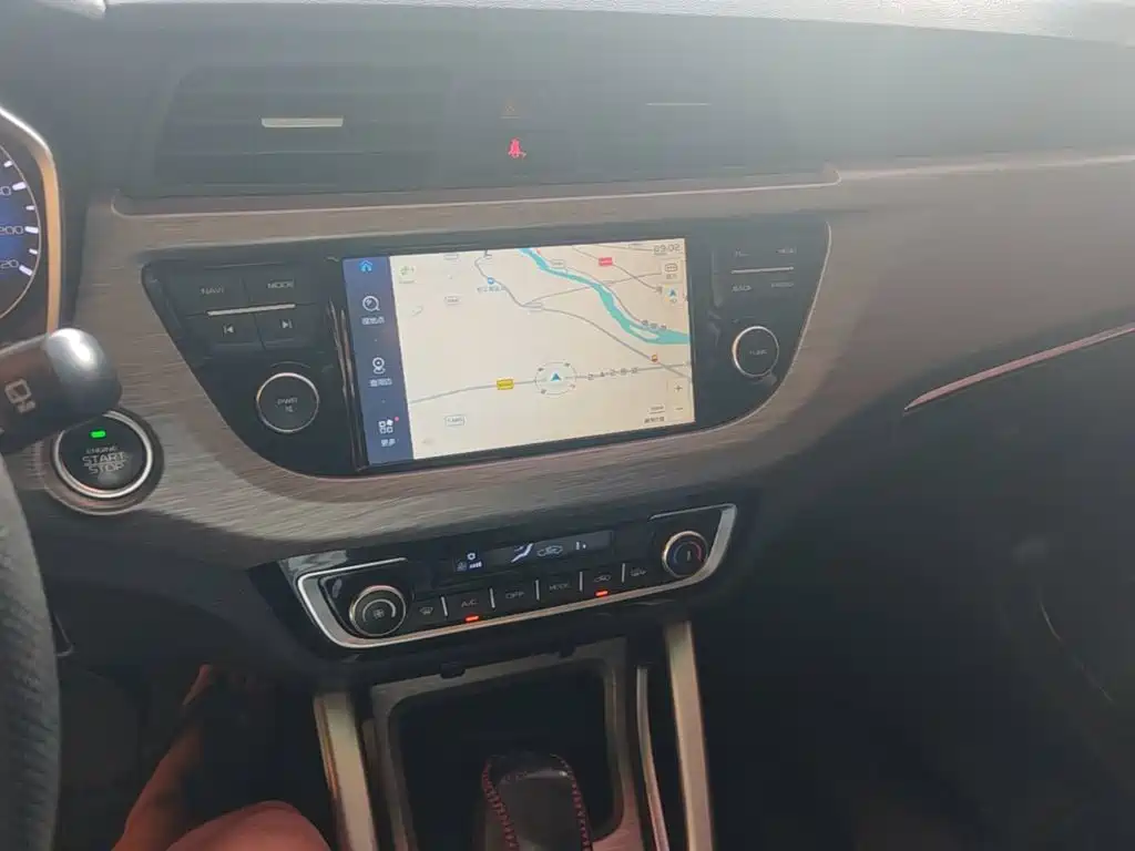 Geely Vision X3 — миниатюра 13
