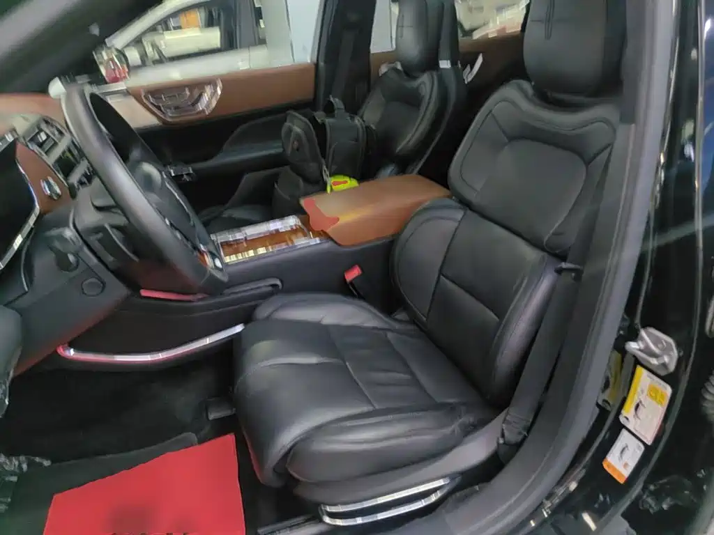 Lincoln Continental — миниатюра 15