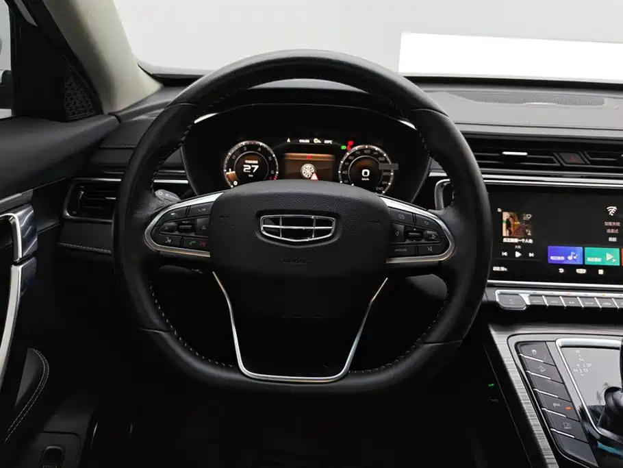 Geely Boyue — миниатюра 15