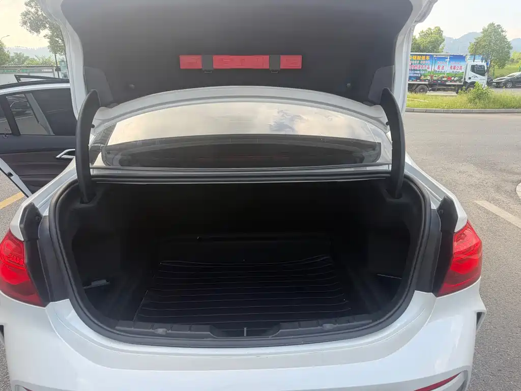 BMW 1 Series — миниатюра 6