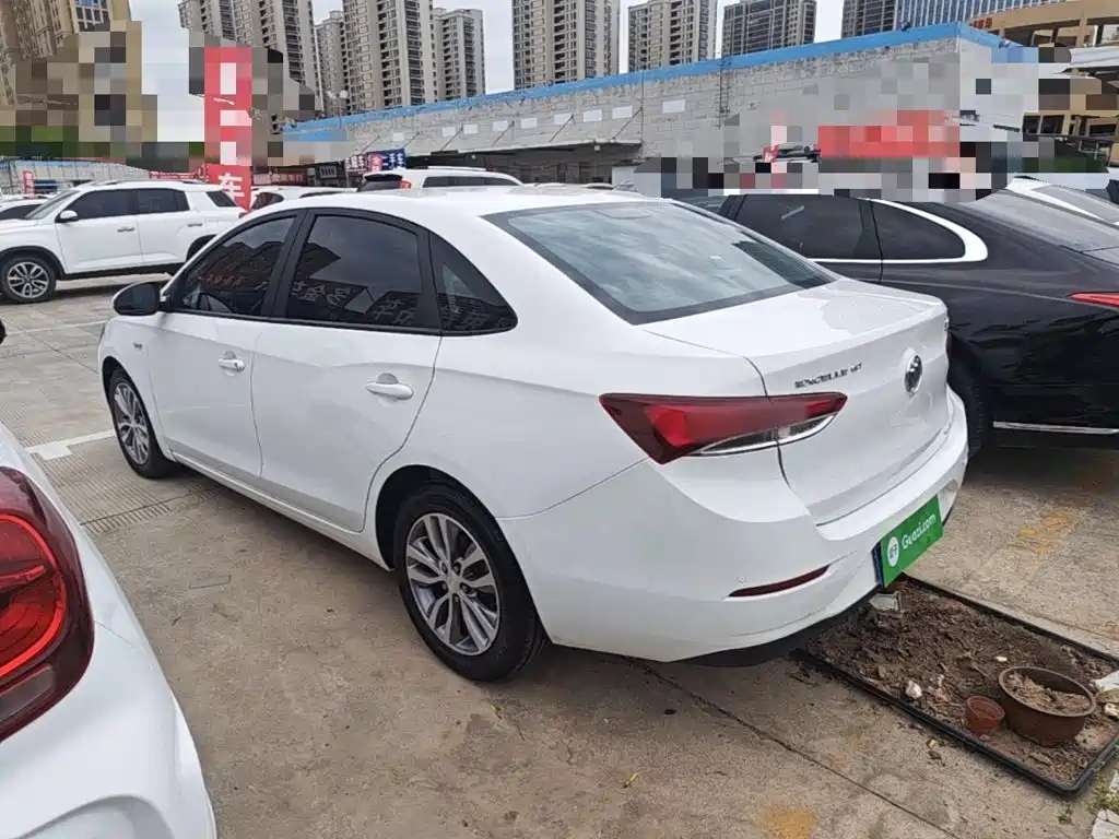 Buick Excelle — миниатюра 5