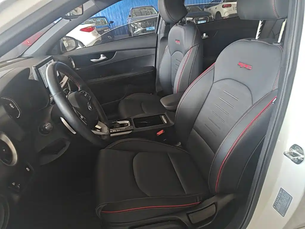 Kia K3 — миниатюра 15
