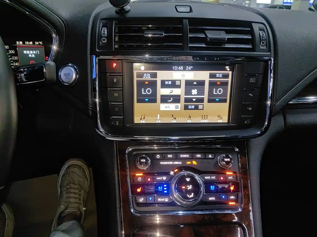 Lincoln Continental — миниатюра 13