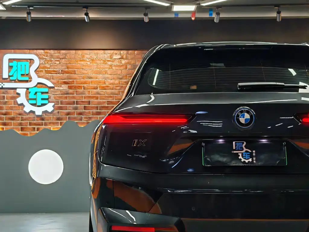 BMW BMW iX M60 — миниатюра 30