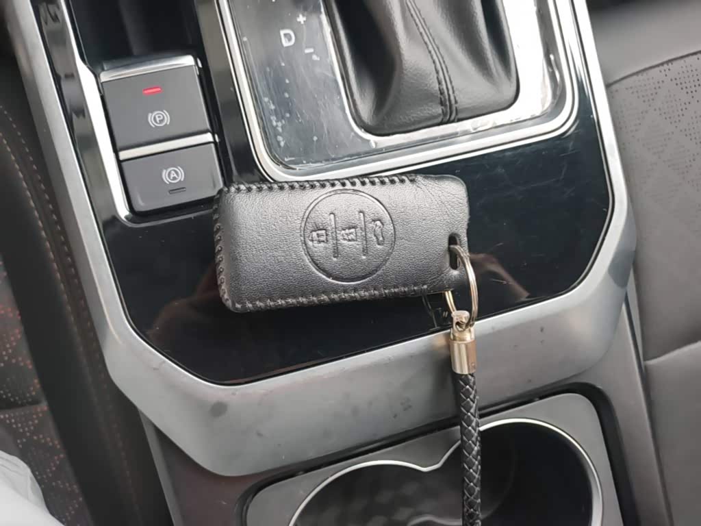 CHERY Tiggo 5x 1.5 л 2023 г. Белый, пробег 13000 км