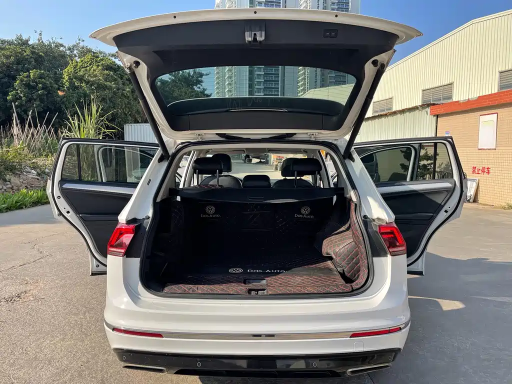 VOLKSWAGEN TIGUAN L NEW ENERGY