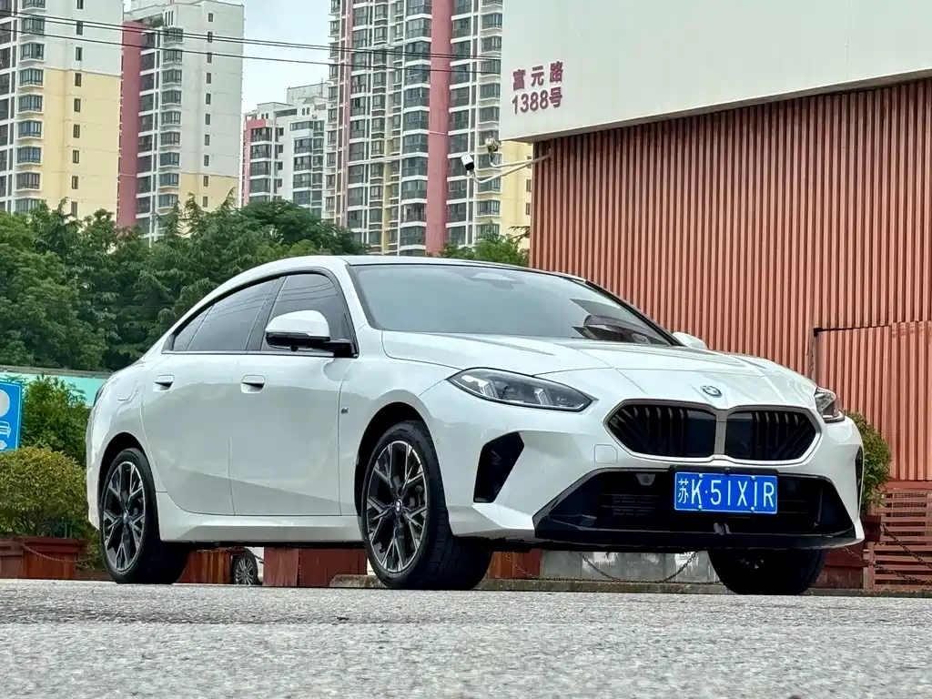 BMW 2 Series — миниатюра 2