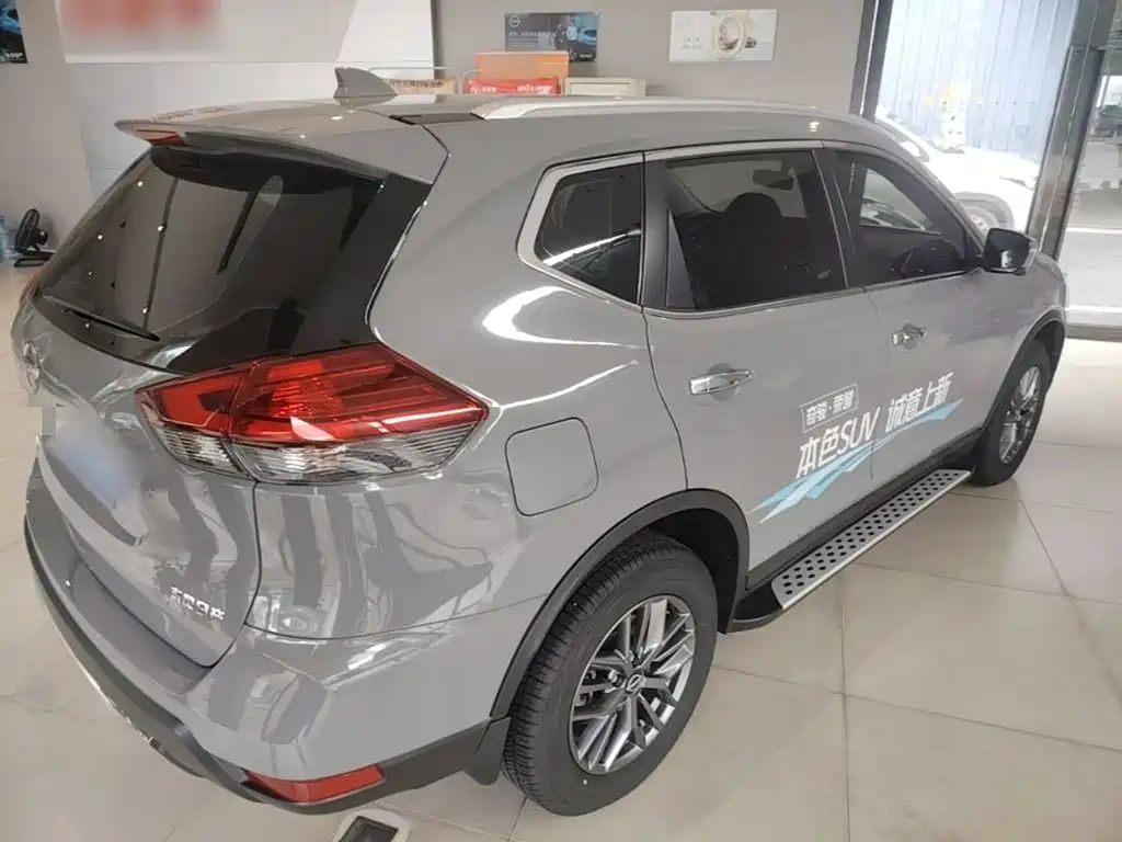 Nissan X-Trail — миниатюра 7