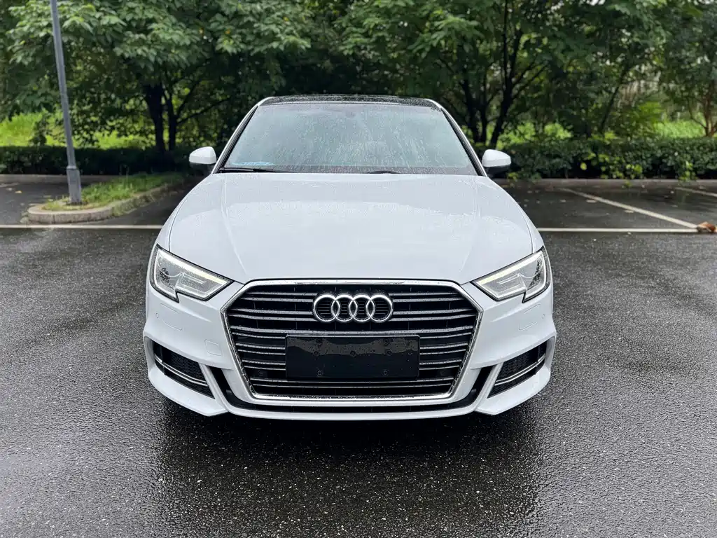 Audi A3 2018 30 Sportback 35 TFSI Fashion