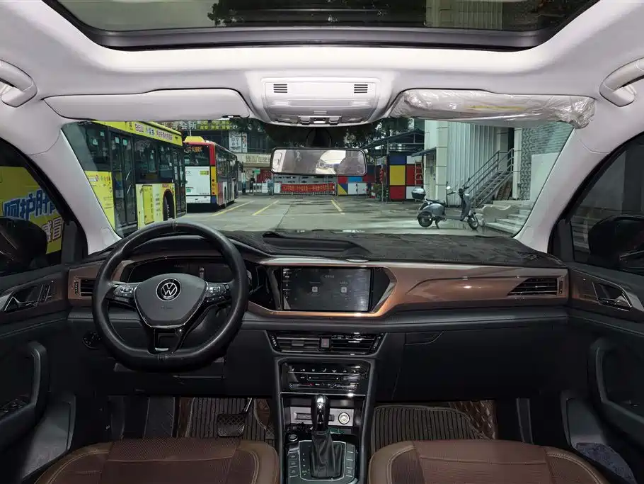 Volkswagen Tharu 2022 280TSI Luxury