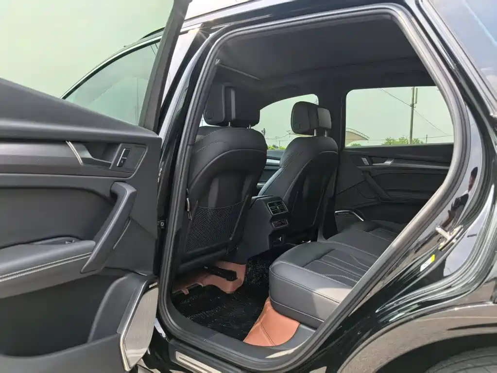 Audi Q5L 2023 40T Luxury