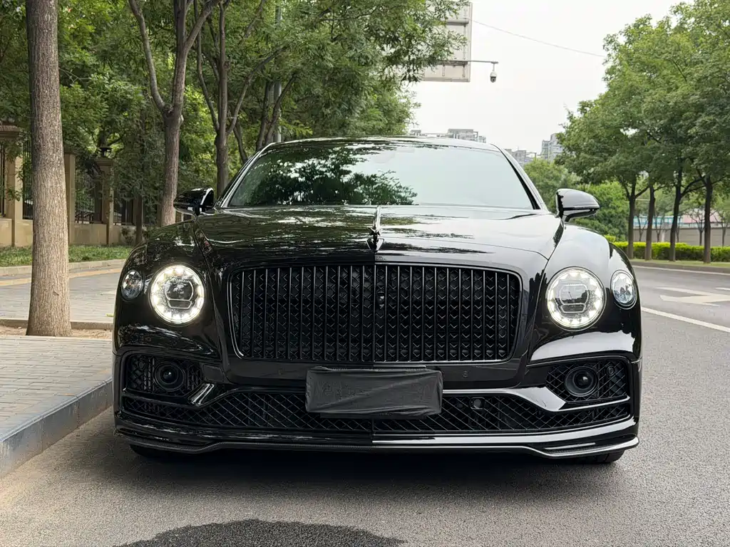 Bentley Flying Spur 2024 4.0T V8 S