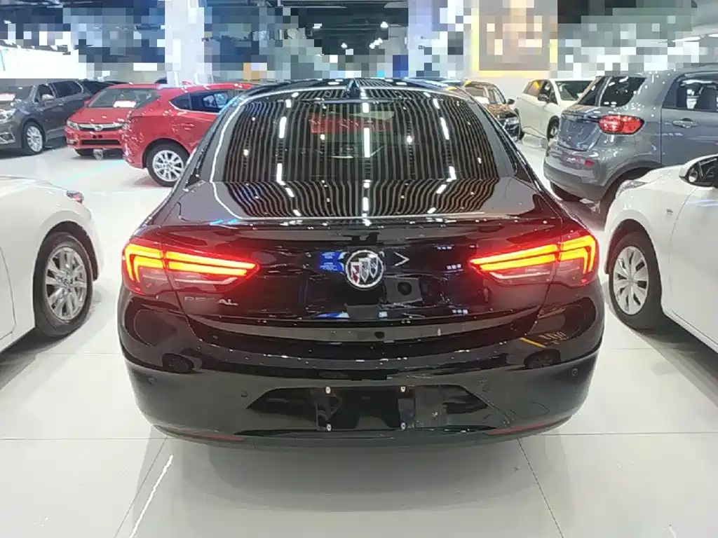 Buick Regal — миниатюра 6