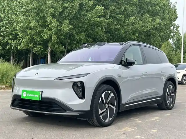 2025 Nio ES6