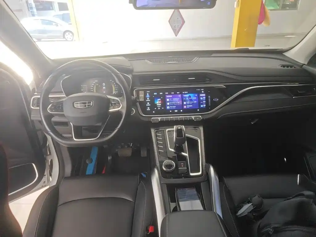 Geely Boyue — миниатюра 10
