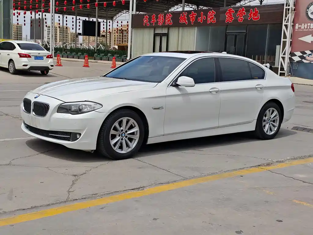 BMW 5 Series 5 2012 523Li Lead