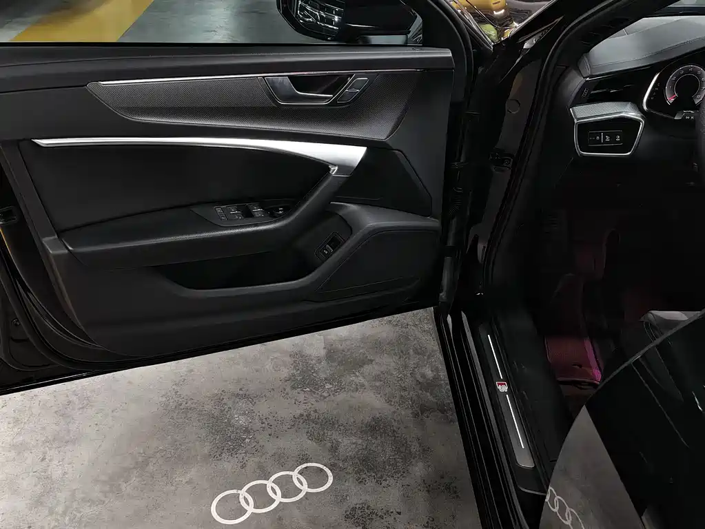 Audi A6L 2023 45 TFSI