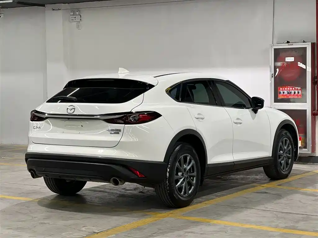 MAZDA CX 4