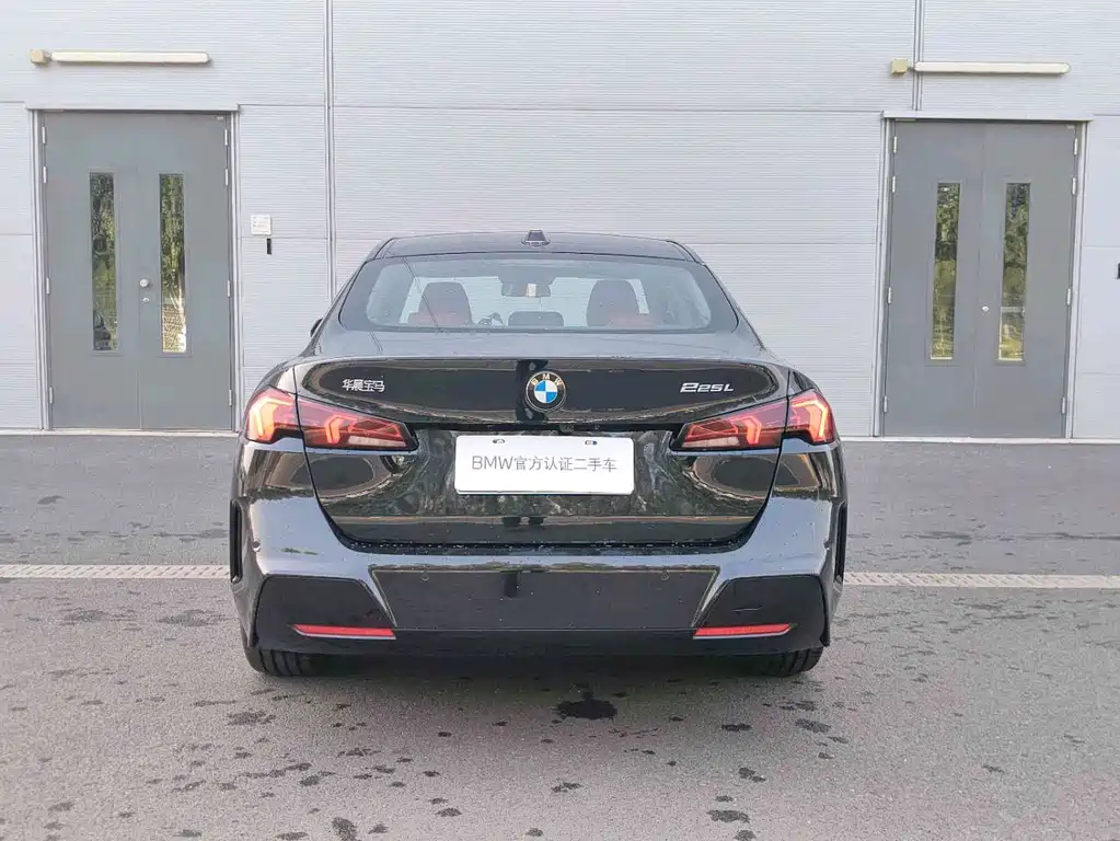 BMW 2 Series — миниатюра 16