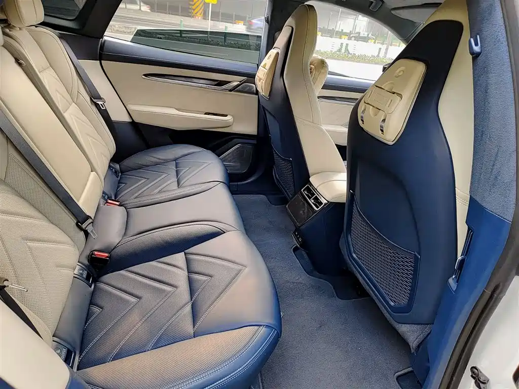 ZEEKR EXTREME KRYPTON 001