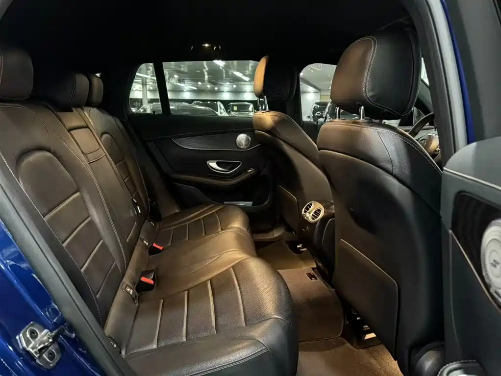 Mercedes-Benz EQC — миниатюра 16