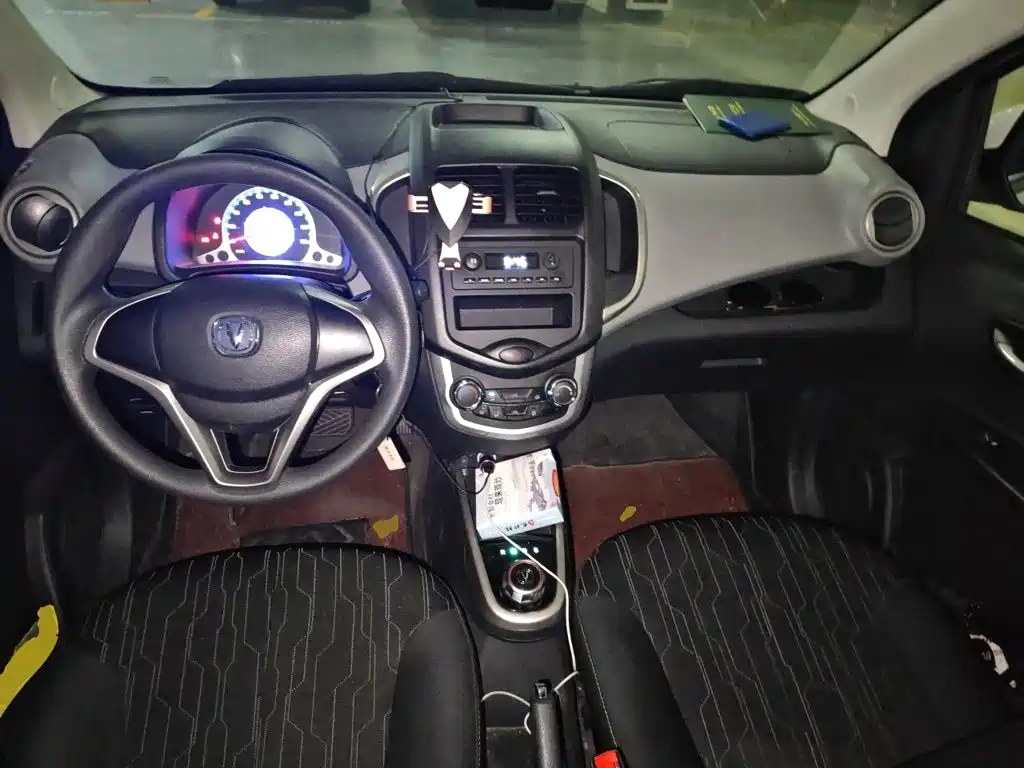 Changan Benben E-Star — миниатюра 5